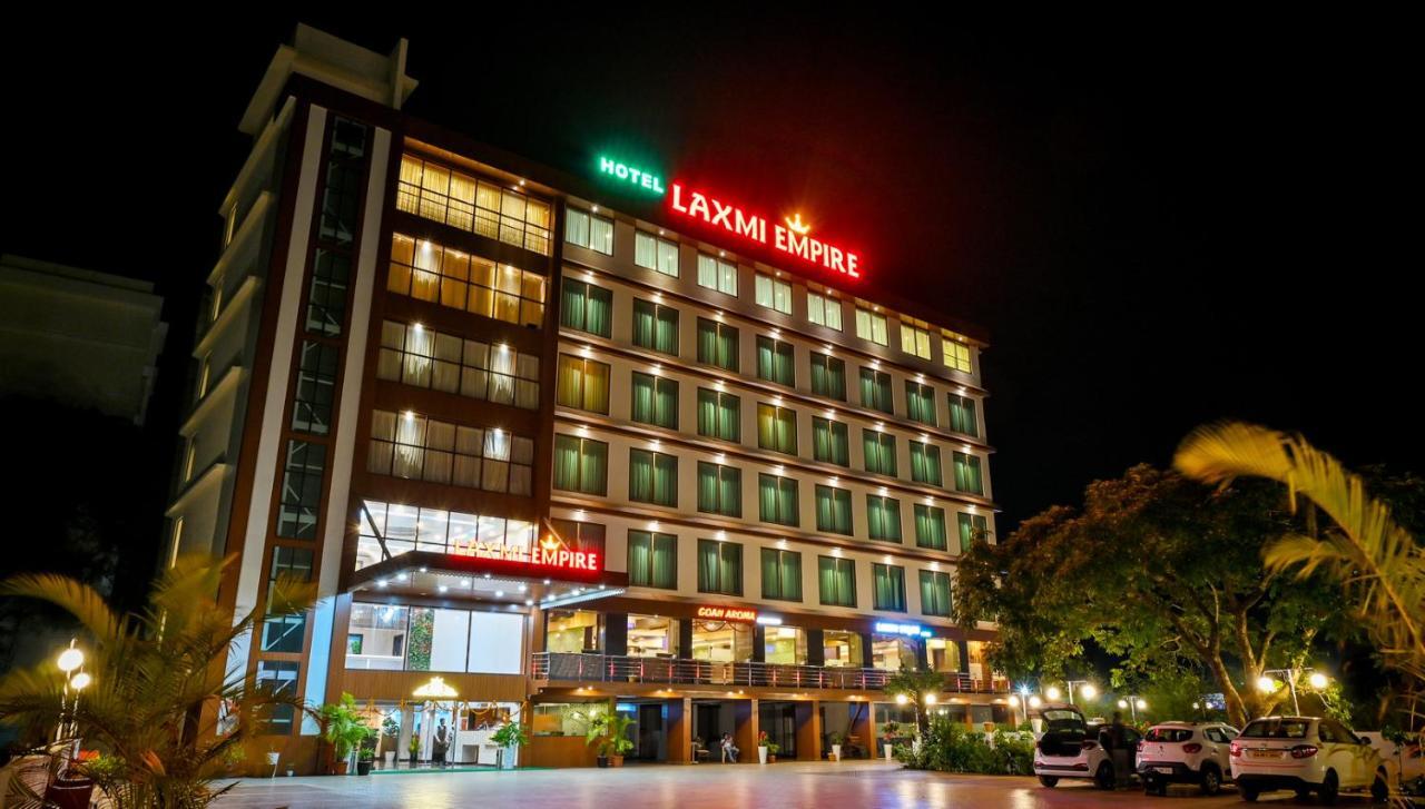 Hotel Laxmi Empire Гоа Экстерьер фото